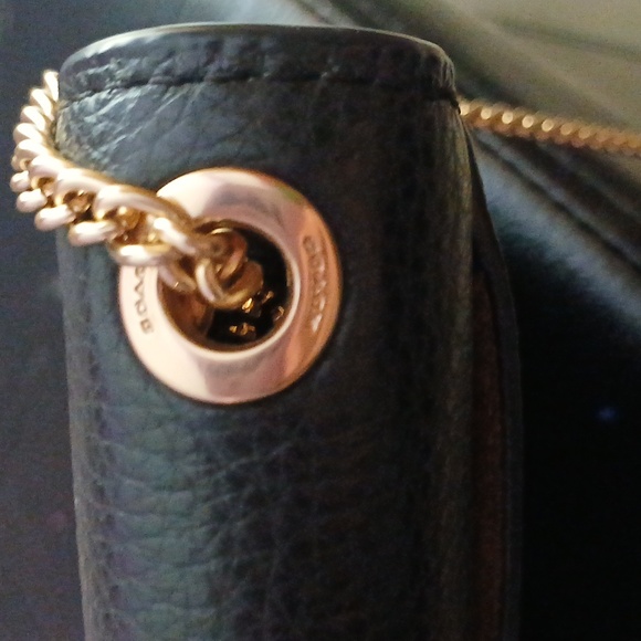 Authentic Coach Georgie CrossbodyBag In Signature Canvas. - Picture 9 of 12